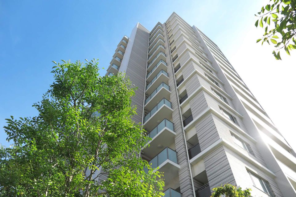 電動シャッターが守る安全と快適な暮らし長寿命化の秘訣と点検修理の重要性